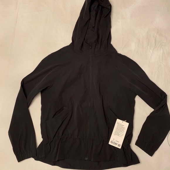 LULULEMON NWT Pack it Up jacket - Picture 2 of 8